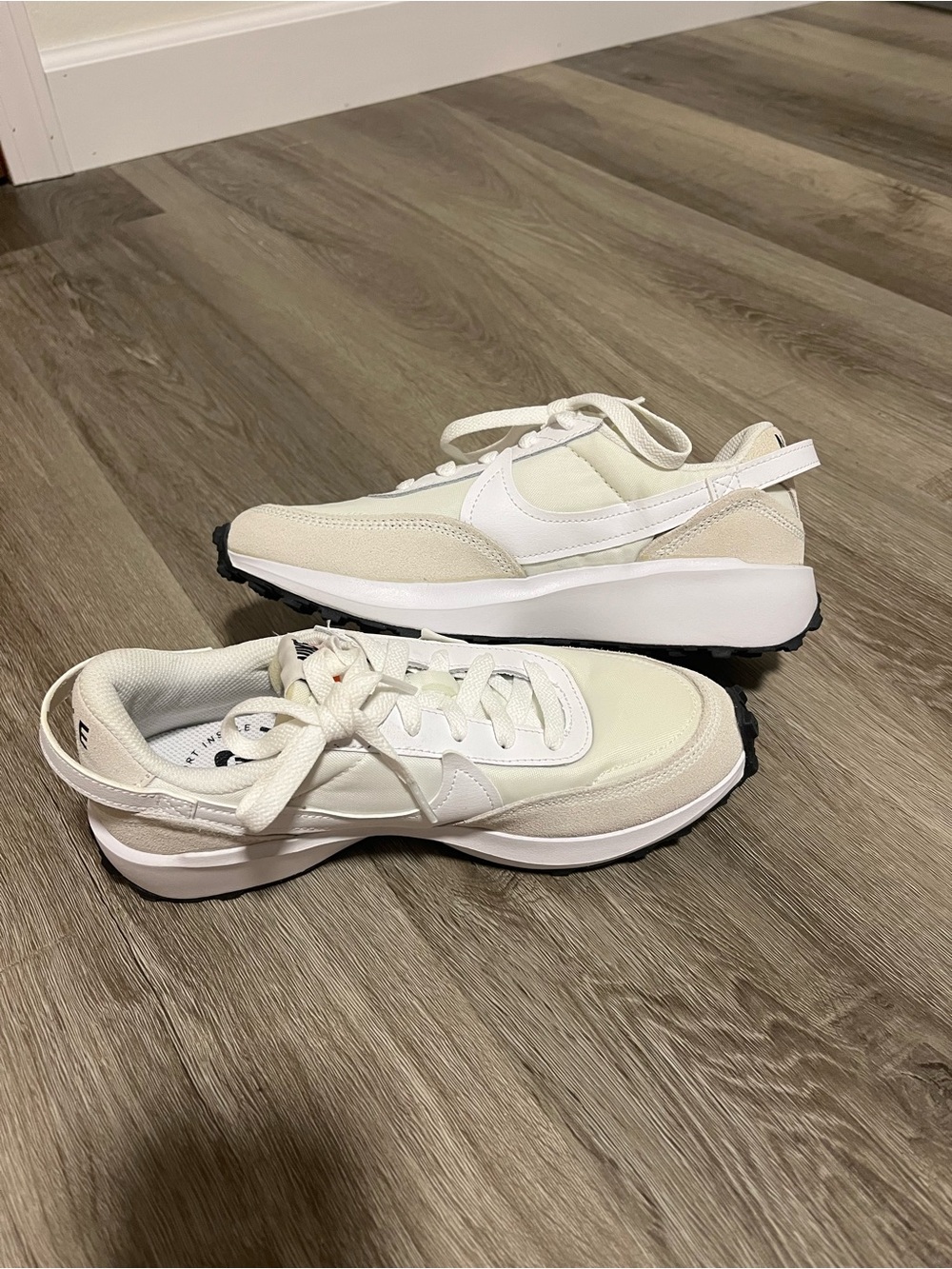 Nike Waffle Debut White Sail Women's Size 6 Retro Low Top Sneakers DH9523-100